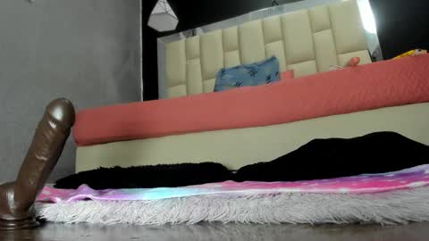 auroraa_miller online show from 01-29-25, 03:26