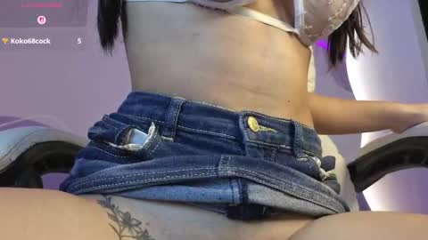 auroracute2 online show from 12-16-25, 01:27