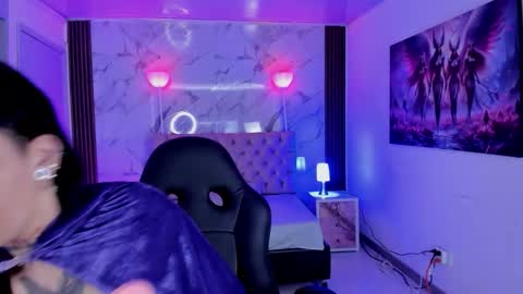 Snapshot of auroradiaz_ chatting on 01-16-26, 07:51 Aurora Diaz online show from 01-16-26, 07:51