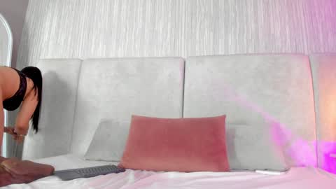 ...  ... online show from 12-29-24, 12:52