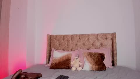 ...  ... online show from 09-25-25, 10:02