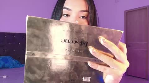 Snapshot of aurorafiore chatting on 02-01-26, 02:10 Aurora online show from 02-01-26, 02:10