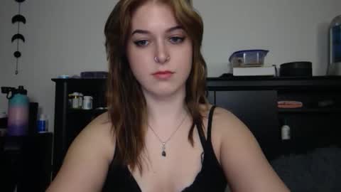 Snapshot of auroralightz1 chatting on 11-11-25, 04:34 auroralightz1 online show from 11-11-25, 04:34