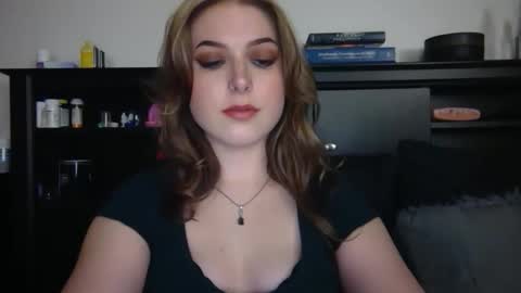 auroralightz1 online show from 03-02-26, 08:15