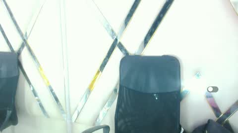 Aurora online show from 11-19-25, 07:36