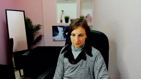 Aurora online show from 12-18-24, 04:28