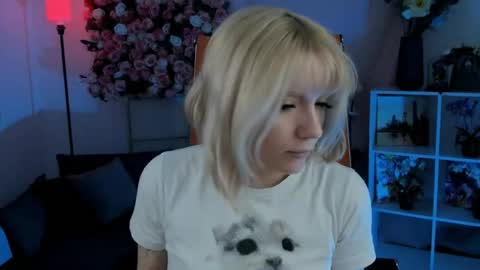 aurorawrenfield online show from 02-23-26, 01:14