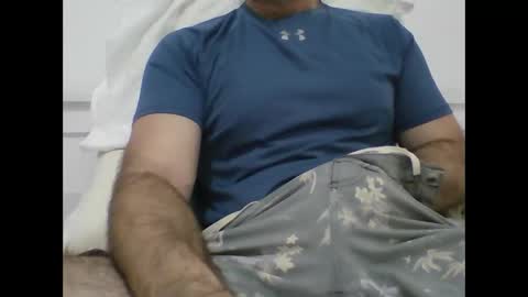 Aussie online show from 12-16-24, 05:17