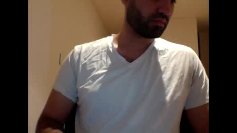 Snapshot of aussie099 chatting on 12-20-24, 10:49 aussie099 online show from 12-20-24, 10:49