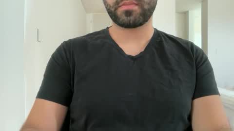 Snapshot of aussie099 chatting on 02-07-26, 04:27 aussie099 online show from 02-07-26, 04:27