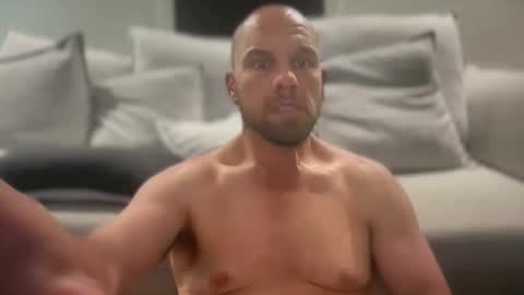 aussieboycal online show from 02-11-26, 10:42