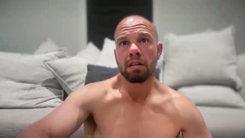 aussieboycal online show from 05-23-26, 11:36