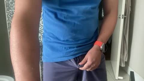 Snapshot of aussielatino82 chatting on 11-11-25, 03:50 Rich online show from 11-11-25, 03:50