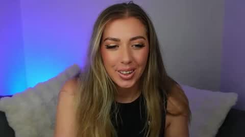 aussielulu online show from 10-17-25, 11:24