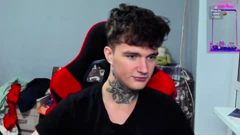 Snapshot of austen_milker chatting on 12-26-24, 08:42 Austen online show from 12-26-24, 08:42