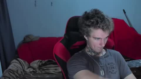 Snapshot of austen_milker chatting on 10-29-25, 07:48 Austen online show from 10-29-25, 07:48