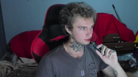 Snapshot of austen_milker chatting on 11-01-25, 02:41 Austen online show from 11-01-25, 02:41