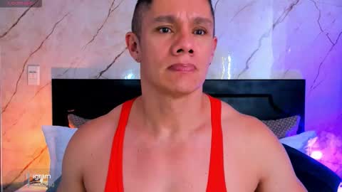 Snapshot of austin_boyjrg chatting on 11-04-25, 06:40 Austin online show from 11-04-25, 06:40