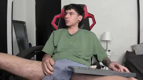 Snapshot of austin_falcon chatting on 02-14-25, 08:59 Austin online show from 02-14-25, 08:59