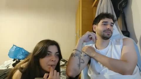 Snapshot of austinavril chatting on 11-26-25, 11:50 austinavril online show from 11-26-25, 11:50