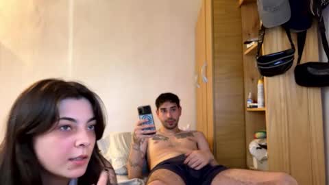 Snapshot of austinavril chatting on 11-29-25, 08:45 austinavril online show from 11-29-25, 08:45