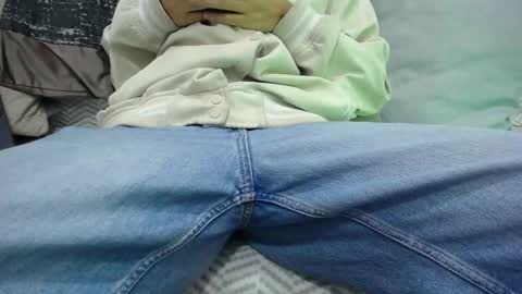 Snapshot of austinreeds chatting on 11-06-25, 12:06 austinreeds online show from 11-06-25, 12:06