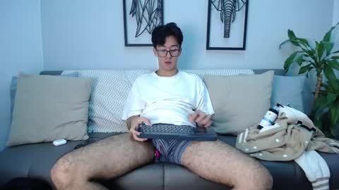 Snapshot of austinreeds chatting on 11-29-25, 08:34 austinreeds online show from 11-29-25, 08:34