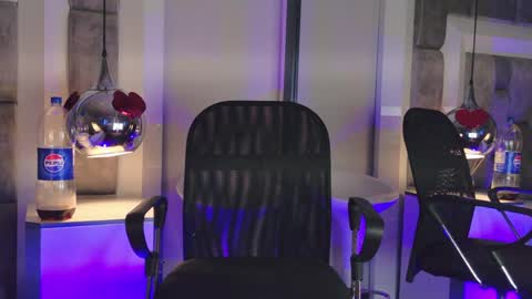 austinreeds online show from 04-13-26, 12:43