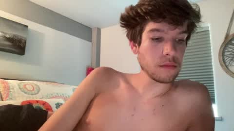Snapshot of austinshy chatting on 06-18-26, 09:41 AustinShy online show from 06-18-26, 09:41