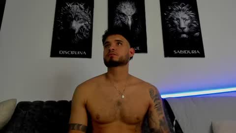 Snapshot of austintorres_ chatting on 07-18-26, 12:04 AustinTorres online show from 07-18-26, 12:04