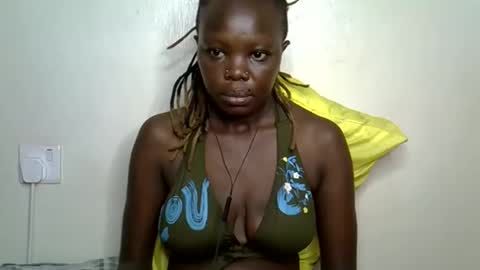 Snapshot of autumnbeagle chatting on 11-06-25, 01:06 autumnbeagle online show from 11-06-25, 01:06