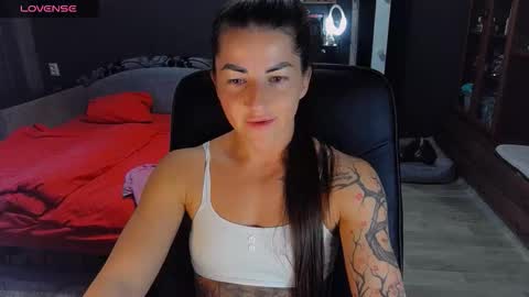 Ava online show from 09-23-25, 11:35