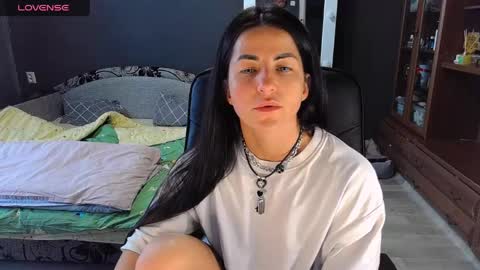 Ava online show from 04-15-26, 09:49