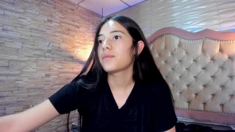              online show from 02-15-25, 08:44