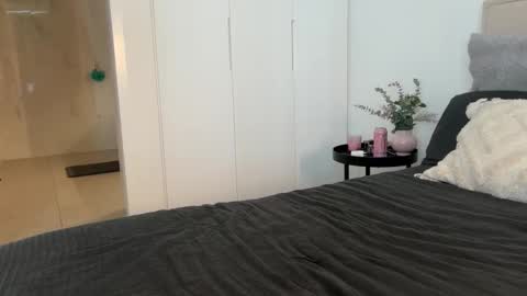 Snapshot of ava_delightt chatting on 01-18-26, 11:19 Ava online show from 01-18-26, 11:19