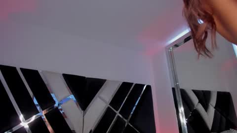 Snapshot of ava_fontana2 chatting on 02-15-25, 10:21 Ava Fontana online show from 02-15-25, 10:21