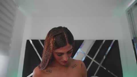 Snapshot of ava_fontana2 chatting on 09-11-25, 08:09 Ava Fontana online show from 09-11-25, 08:09