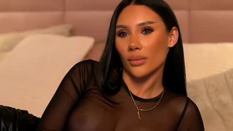 Ava online show from 03-25-26, 01:55