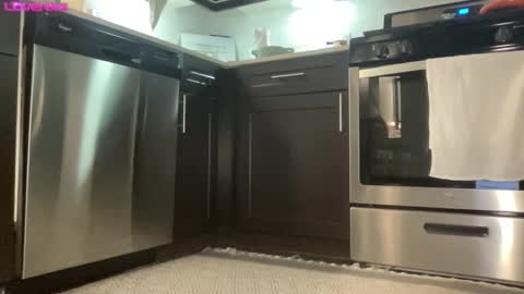 Snapshot of avabradley chatting on 12-11-24, 03:56 Ava . Support my channel by using my affiliate link to make your account Thanks online show from 12-11-24, 03:56