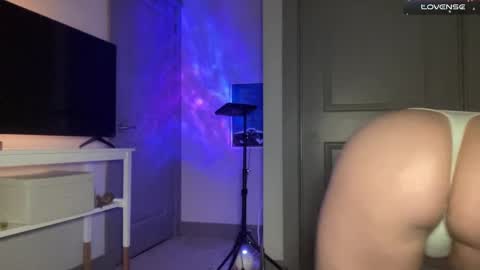 Snapshot of avabradley chatting on 02-16-25, 02:53 Ava . Support my channel by using my affiliate link to make your account Thanks online show from 02-16-25, 02:53