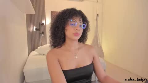 Avalon online show from 09-15-25, 07:47