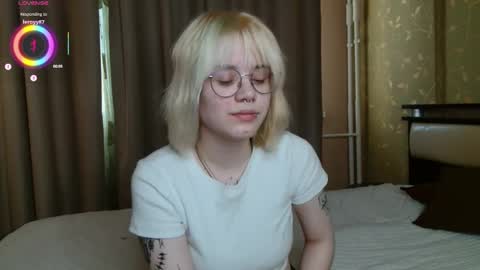 Snapshot of avaobierne chatting on 06-11-26, 06:33 avaobierne online show from 06-11-26, 06:33