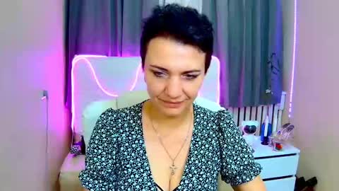 avasaturnian online show from 09-14-25, 06:23