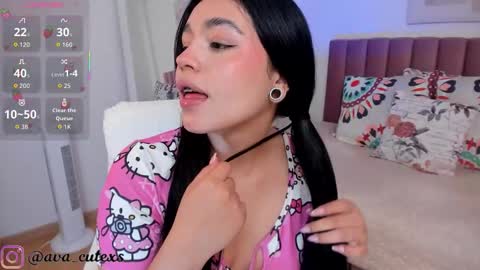 Ava  online show from 11-29-25, 05:38