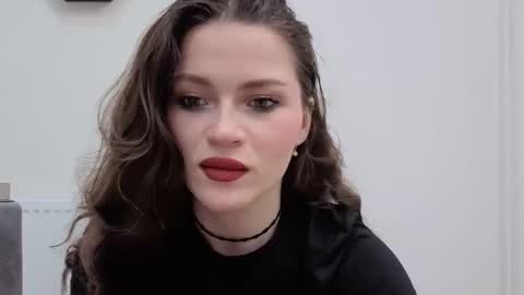 Aveline online show from 04-03-26, 05:33