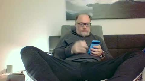 Greg online show from 03-11-25, 02:54