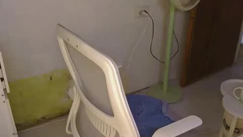 Rhian online show from 04-12-26, 02:16