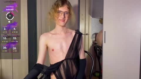 Alex online show from 03-12-26, 01:23