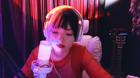 Avriel online show from 12-16-25, 09:20