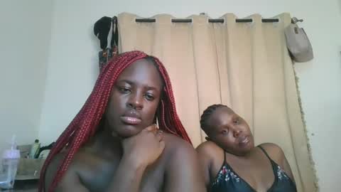 avian_babe1 online show from 07-02-26, 03:23